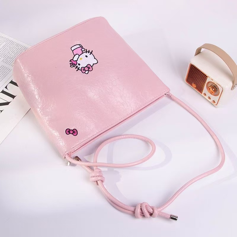 Hello Kitty Crossbody Bag Work - Yoga Fitness Holiday incelemesi ve fiyatı